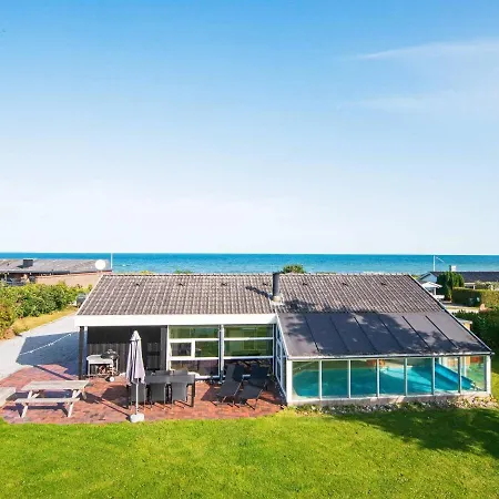 10 Person In Alling Bro Holiday home Norager